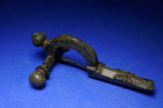 Roman Crossbow Fibula (Brooch) Hinged Pin Complete